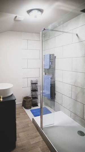 Photo 1- click for photo gallery